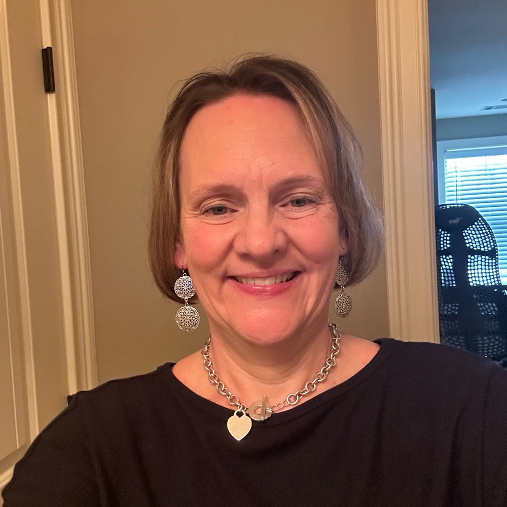 Meet your Posher, Lisa